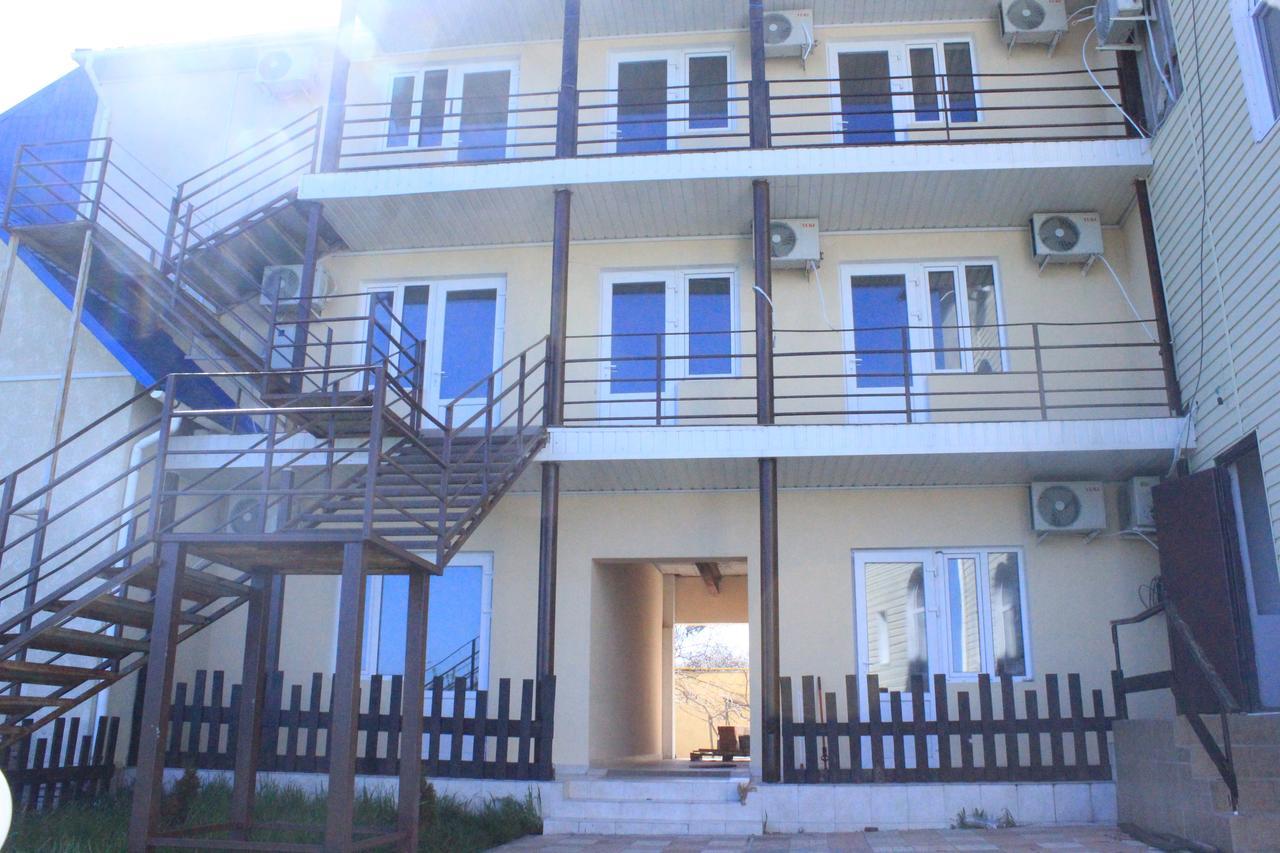 Sun Joy Hotel Sanzhiika Eksteriør billede