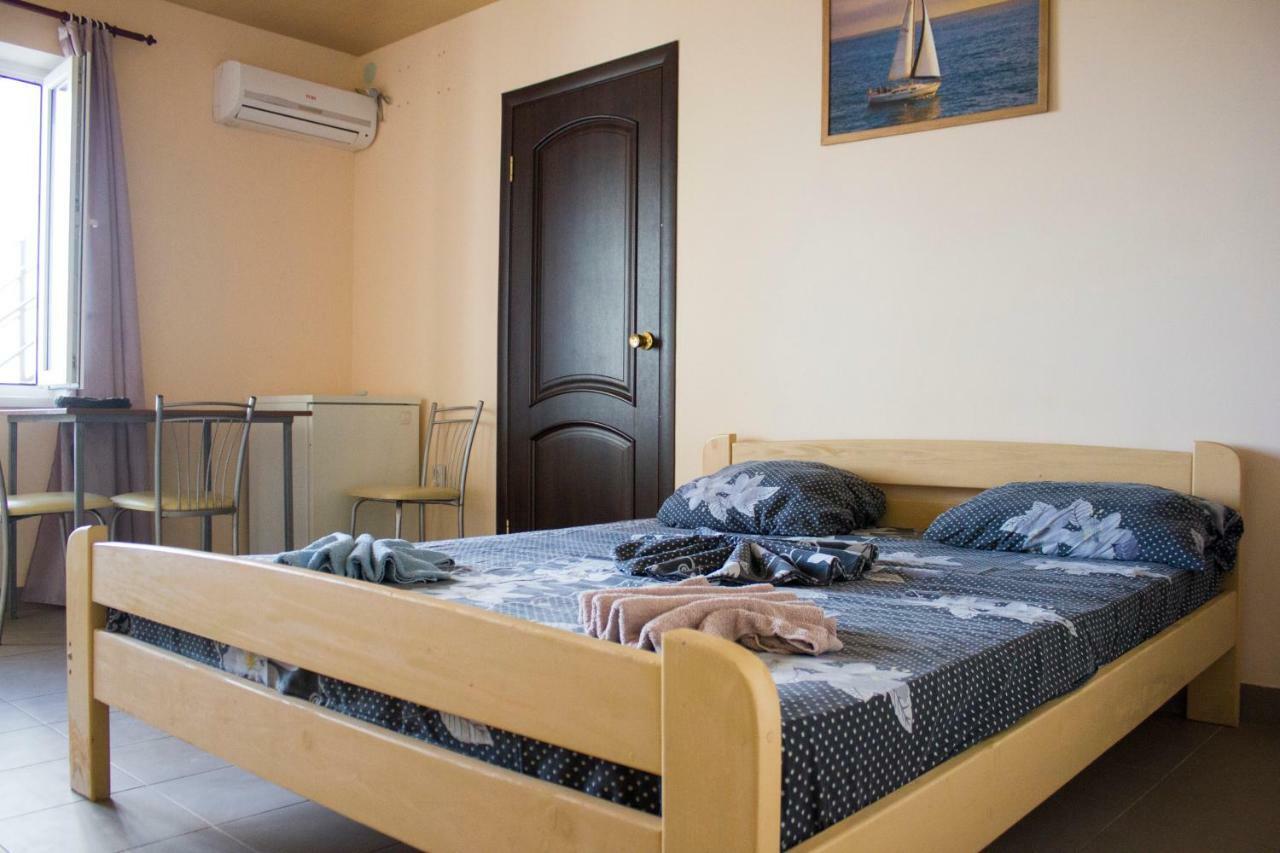 Sun Joy Hotel Sanzhiika Eksteriør billede