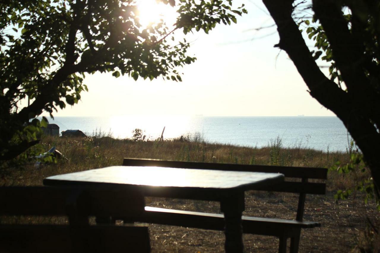 Sun Joy Hotel Sanzhiika Eksteriør billede