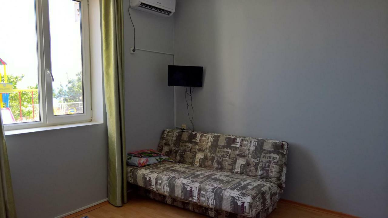 Sun Joy Hotel Sanzhiika Eksteriør billede
